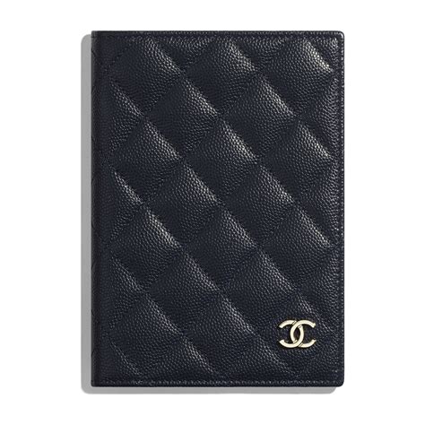 passport holder chanel